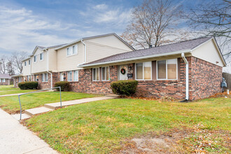 Lincolnwood Apartments in Kokomo, IN - Foto de edificio - Building Photo