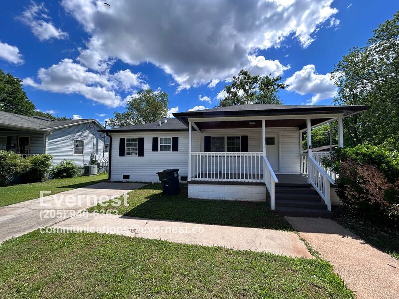 1345 Mims St SW in Birmingham, AL - Building Photo