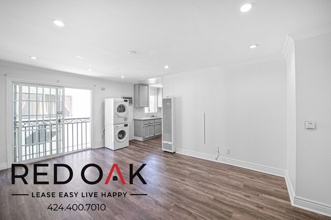 6029 Carlton Way, Unit 2
