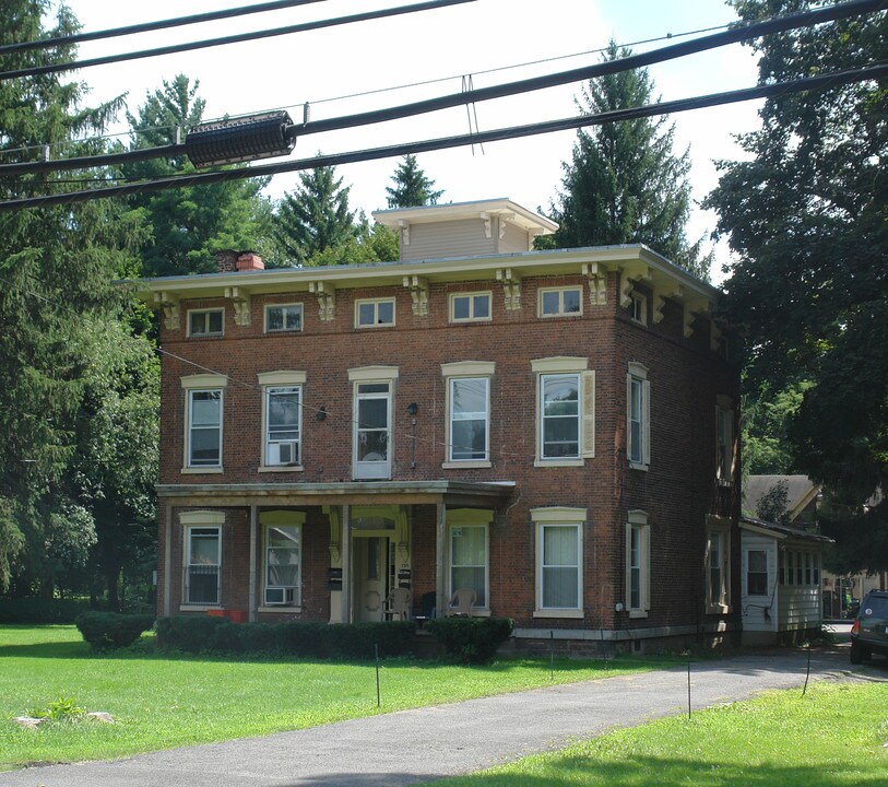 756 Herkimer Rd in Utica, NY - Building Photo