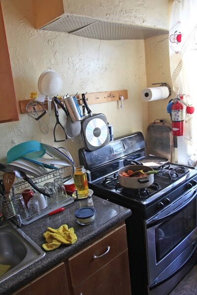 2906 S San Pedro St in Los Angeles, CA - Building Photo - Building Photo