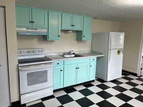 6408 Brook Ave, Unit A in Baltimore, MD - Foto de edificio - Building Photo