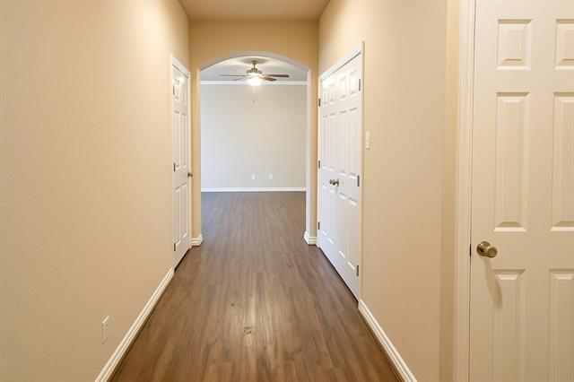 811 S Wilson St in Kaufman, TX - Building Photo - Building Photo