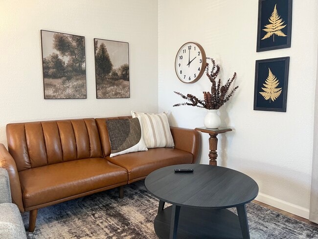 property at 810 S Baltimore St