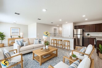 25 Lloshire Path, Unit B in Palm Coast, FL - Building Photo - Building Photo
