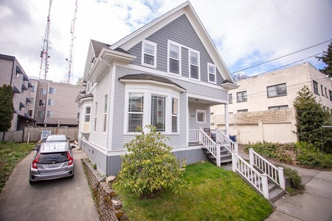 property at 1715 E Howell St