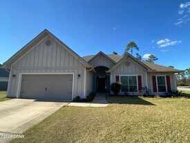 1100 Zephyr Wy in Panama City, FL - Building Photo