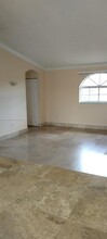 3375 W 76th St in Hialeah, FL - Building Photo - Building Photo