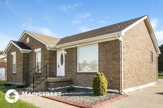 11301 Ashbrooke Gardens Dr in Louisville, KY - Building Photo - Building Photo