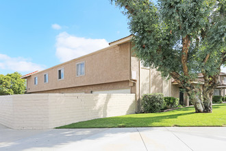 7511 Baylor Dr in Westminster, CA - Building Photo - Building Photo