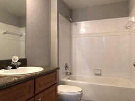 12975 Positano Cir in Naples, FL - Building Photo