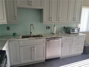 7125 Lakeridge Ct, Unit 224 in Ft. Myers, FL - Building Photo - Building Photo