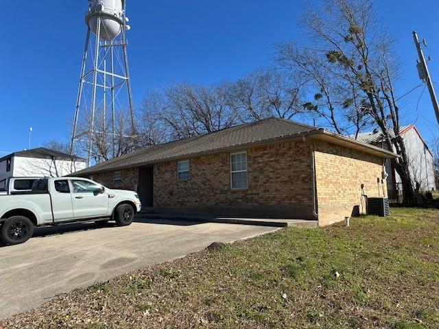 103 S Morrow St in Blue Ridge, TX - Foto de edificio