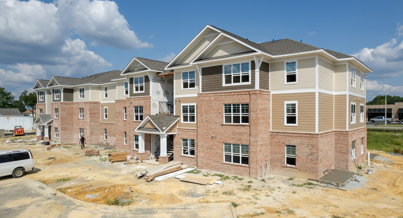 Welsummer Yards in Benson, NC - Building Photo