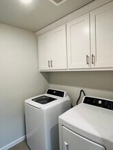 8206 SE Leafhopper St in Hillsboro, OR - Building Photo - Building Photo