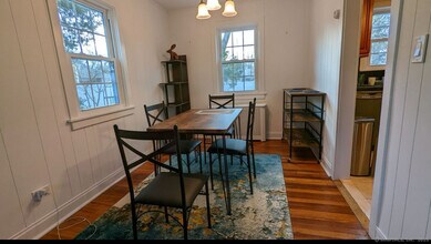 167 Hollow Tree Ridge Rd in Darien, CT - Building Photo - Building Photo