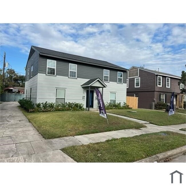 property at 3431 Rosedale St