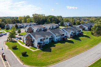 Lakestone Apartments in Ann Arbor, MI - Foto de edificio - Building Photo