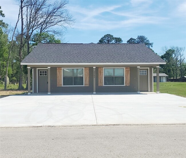 property at 2203 N Winfree St