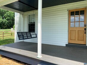 143 Grand View Ln in Ruckersville, VA - Building Photo - Building Photo