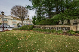 Country Lake Villas Apartments