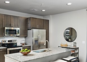 20070 FM 1093 in Richmond, TX - Foto de edificio - Building Photo