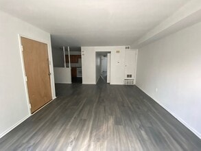 3025 S 72nd St in Philadelphia, PA - Building Photo - Building Photo
