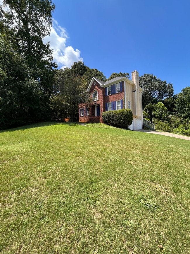 property at 5265 Cross Creek Trce