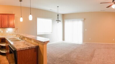 1586 S Goebel St in Wichita, KS - Building Photo - Building Photo