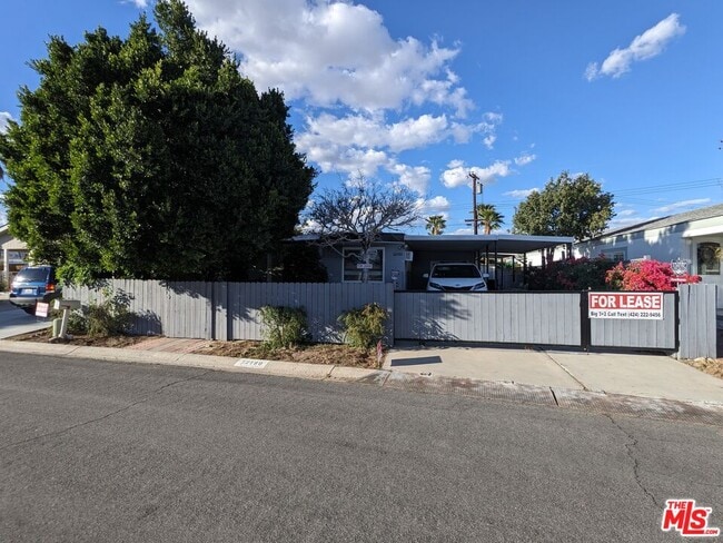 property at 32180 Saucon Valley St