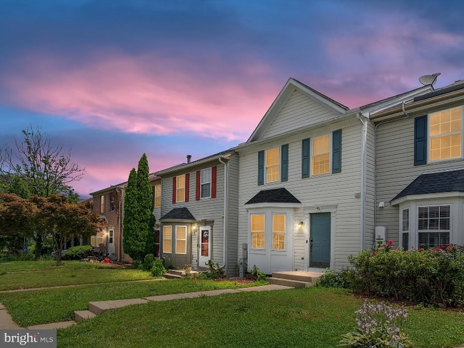 property at 43 Parkhill Pl