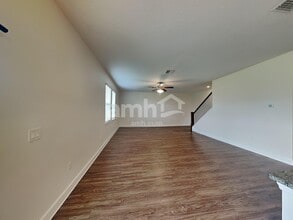 220 Crestrun Loop in Leesburg, FL - Building Photo - Building Photo