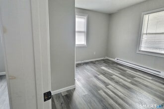 36 2nd Ave in Waterbury, CT - Building Photo - Building Photo