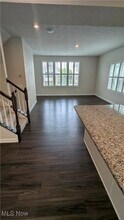 1464 Chenin Run in Avon, OH - Building Photo - Building Photo