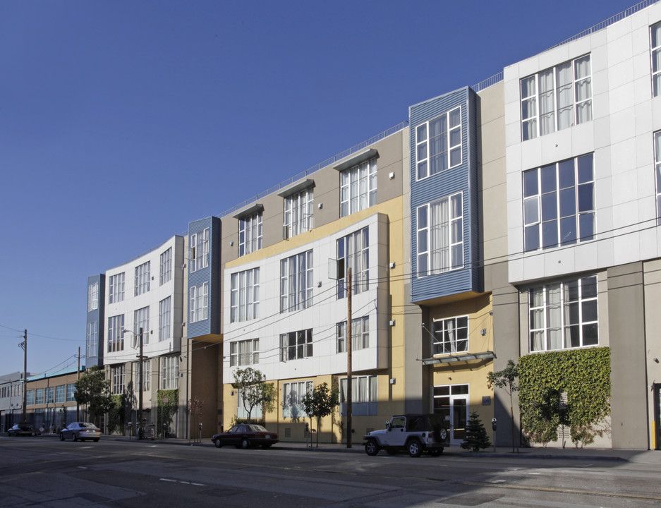 548 Brannan St in San Francisco, CA - Building Photo