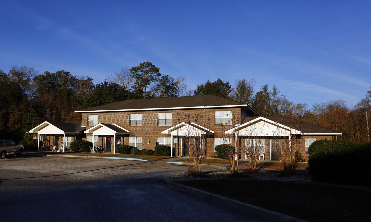 Robertsdale Village in Robertsdale, AL - Foto de edificio