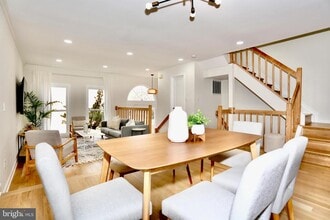 1515 Templeton Pl in Rockville, MD - Building Photo - Building Photo