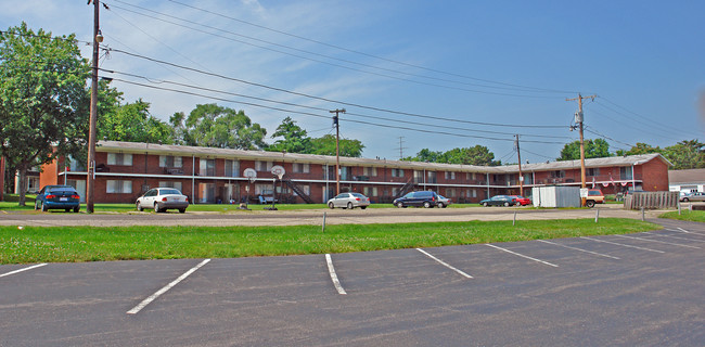 Beachler Place in Miamisburg, OH - Building Photo - Building Photo