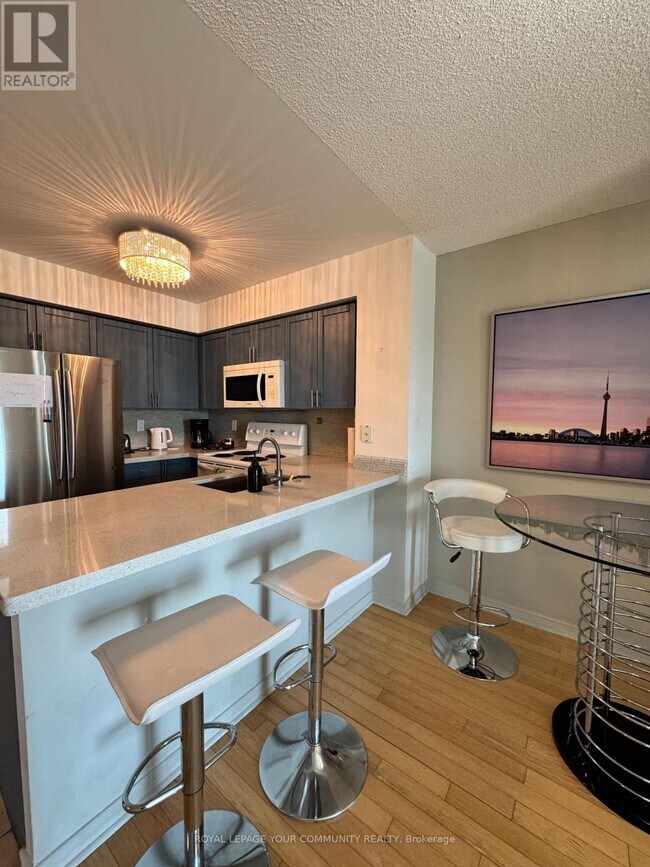 28-728 Harrison Garden Blvd in Toronto, ON - Building Photo - Building Photo