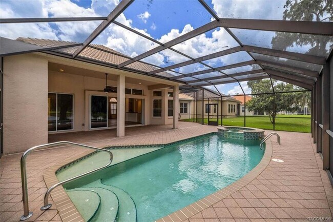 1125 W Beagle Run Loop in Hernando, FL - Building Photo - Building Photo