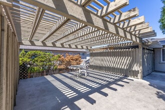 1235 Leigh Apartments in San Jose, CA - Building Photo - Building Photo