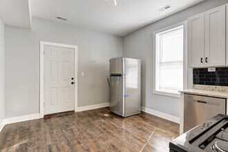 2935 N Lawndale Ave in Chicago, IL - Building Photo - Building Photo