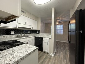 Vue at St. Andrews in Columbia, SC - Building Photo