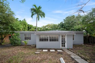 13845 NW 6th Ave in North Miami, FL - Building Photo - Building Photo
