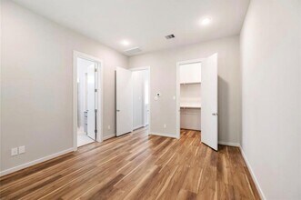 602 Thornton Oaks Ln in Houston, TX - Building Photo - Building Photo