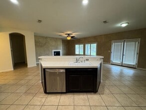 5553 Bussell Rd in Bakersfield, CA - Building Photo - Building Photo