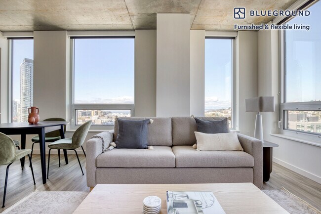 210 8th Ave N in Seattle, WA - Foto de edificio - Building Photo