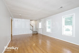 3224 Timberwolf Ave in High Point, NC - Building Photo - Building Photo