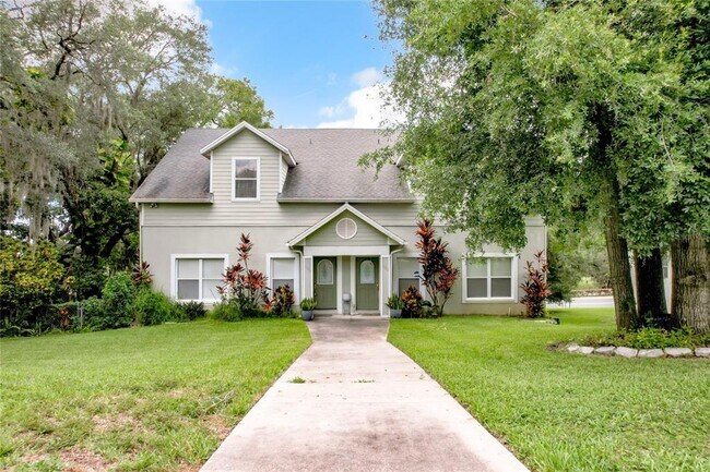 132 Orange Ave in Clermont, FL - Building Photo - Building Photo