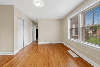 6019 Scanlan Ave in St. Louis, MO - Building Photo - Building Photo